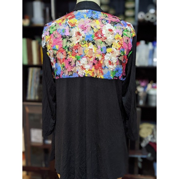 Layered Look Black Cardigan Floral Back Panel Attached Tank 3/4 Sleeve Size XL - Picture 4 of 6